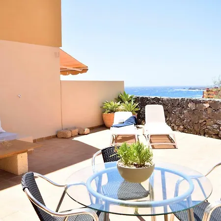 Pillowabroad - Sea View Terrace Poris Apartament